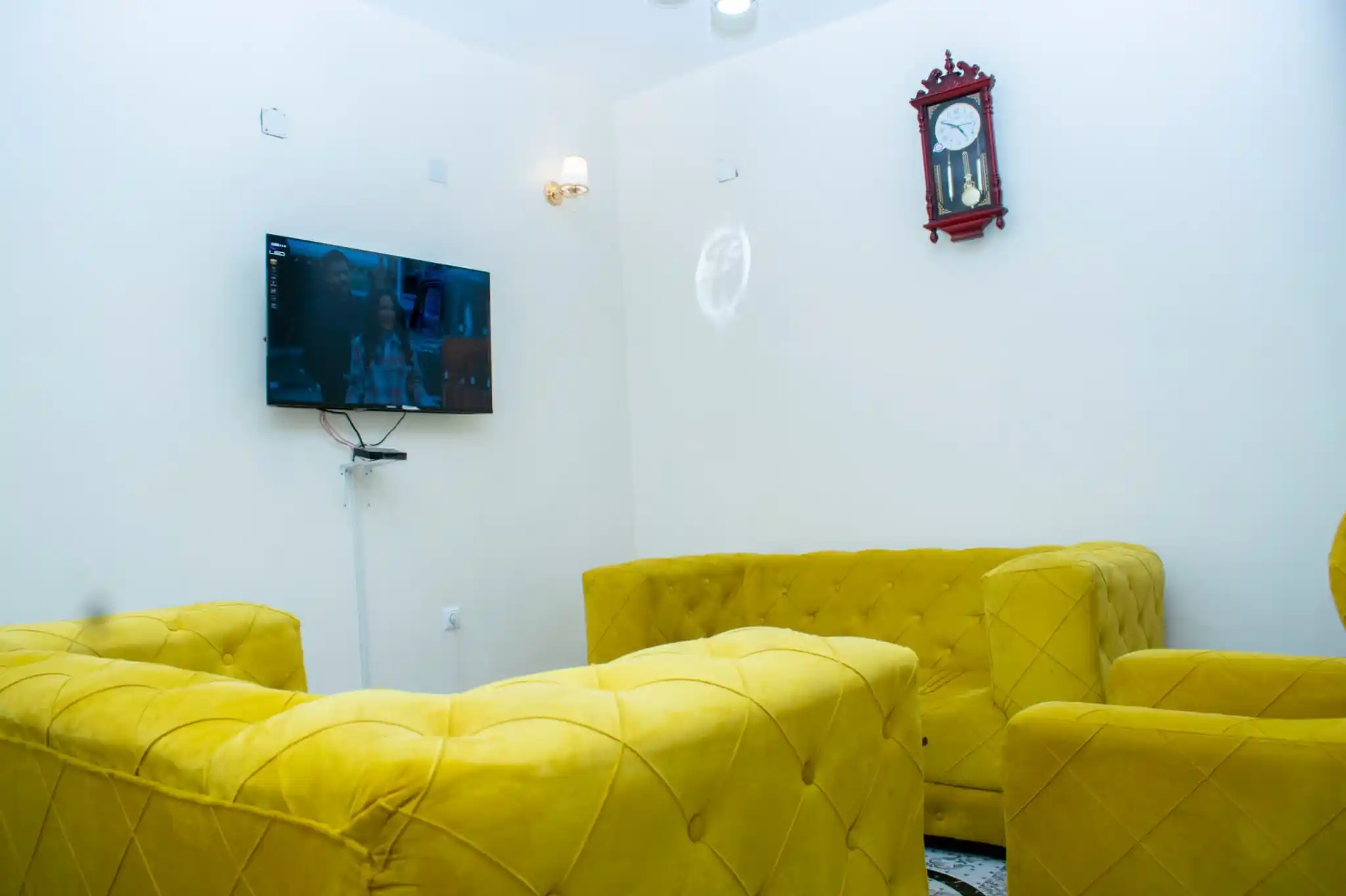 Appartement Deluxe — Salon lumineux